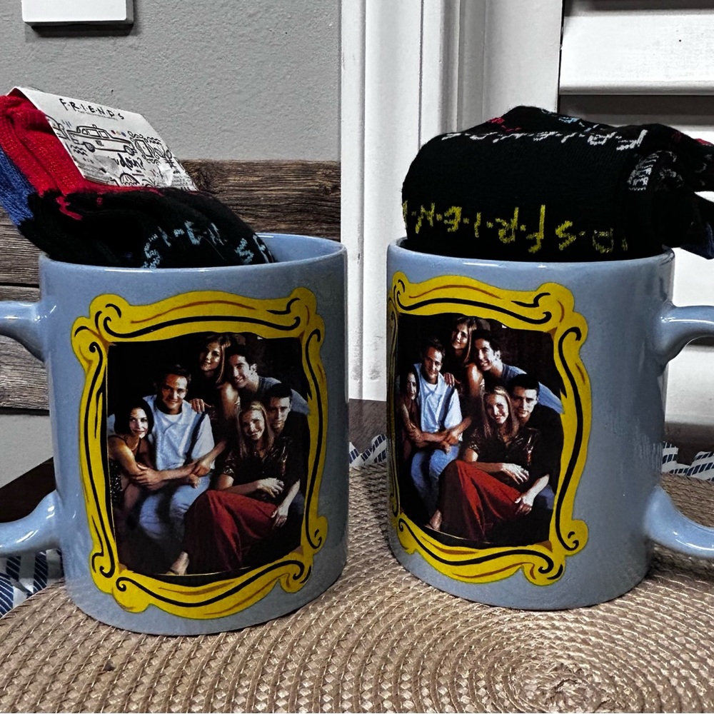 FRIENDS MUG and SOCK set